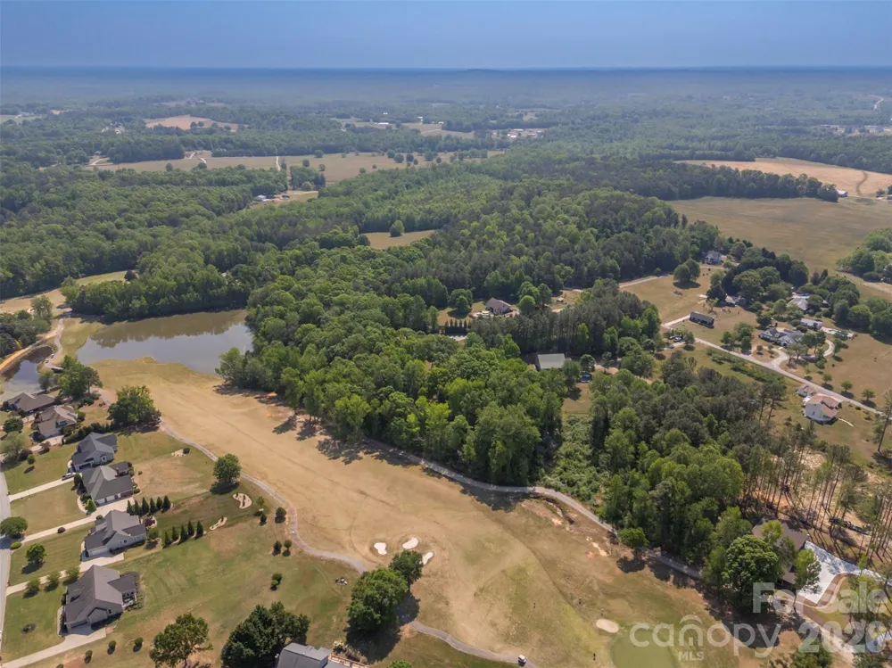 183-185 Rubin Thorne Road Campobello, SC 29322