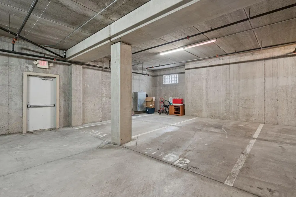 1244 County Road D E #205 Maplewood, MN 55109