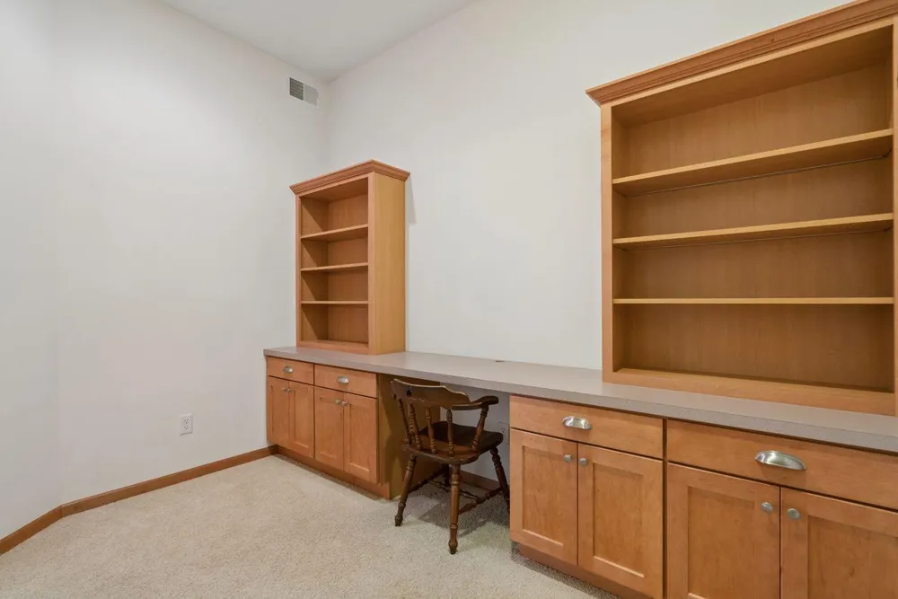 1244 County Road D E #205 Maplewood, MN 55109