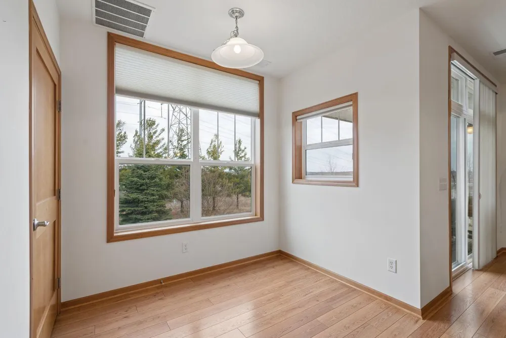 1244 County Road D E #205 Maplewood, MN 55109