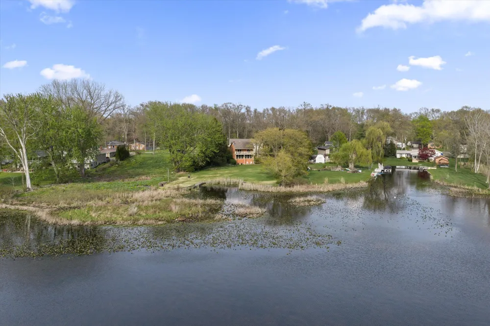 70328 Lakeview Drive Ontwa Township, MI 49112