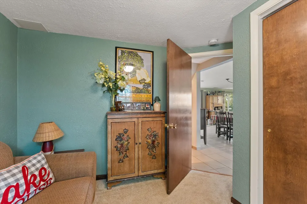 70328 Lakeview Drive Ontwa Township, MI 49112