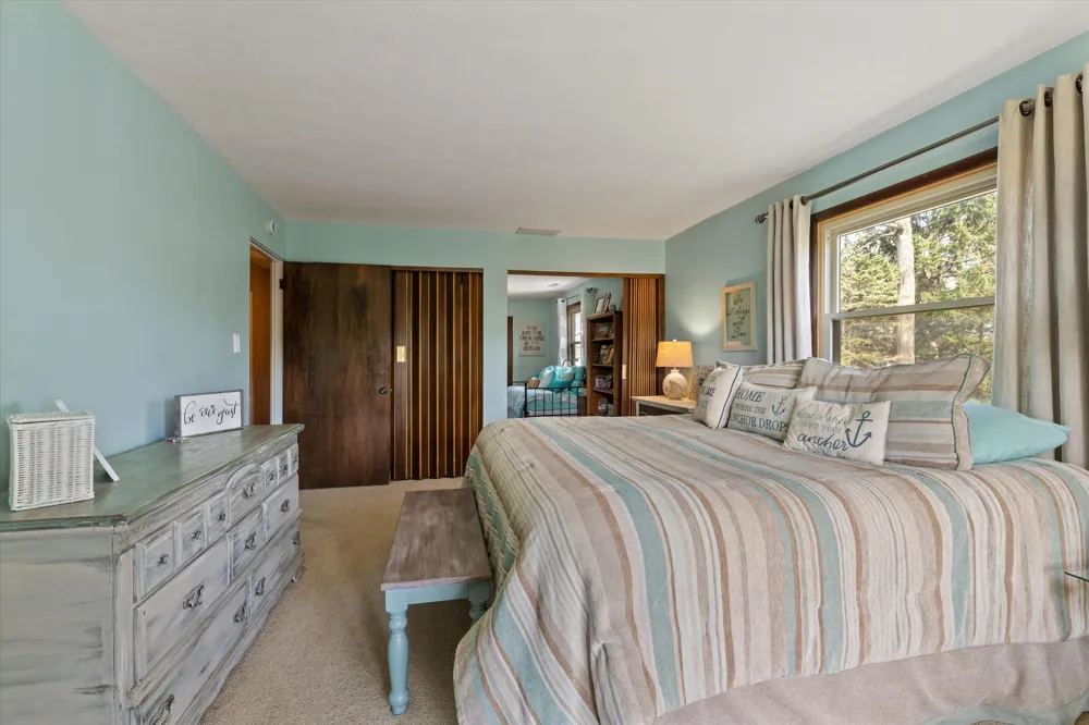 70328 Lakeview Drive Ontwa Township, MI 49112