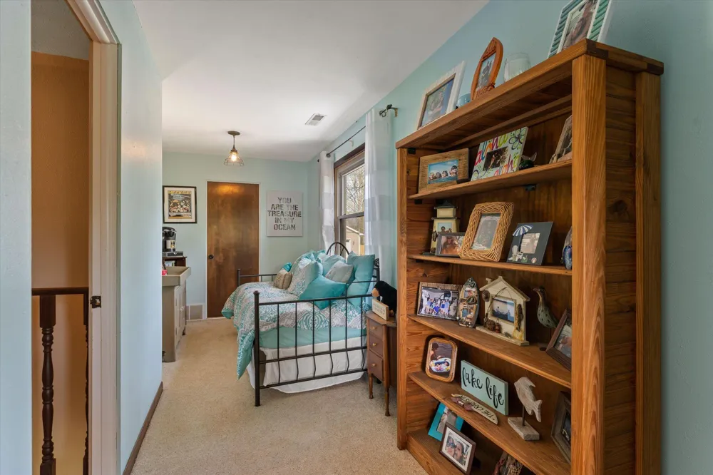 70328 Lakeview Drive Ontwa Township, MI 49112