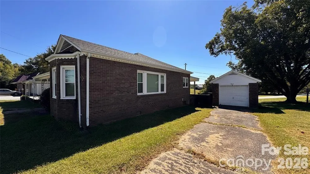 8170 NC 90 Highway E Stony Point, NC 28678