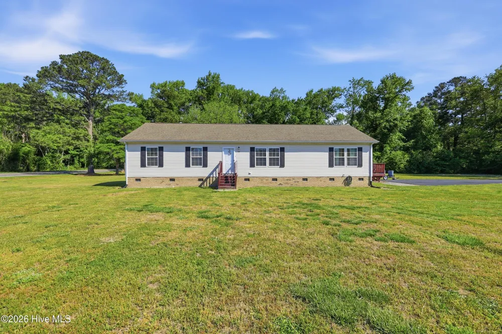 20 Corapeake Road Corapeake, NC 27926