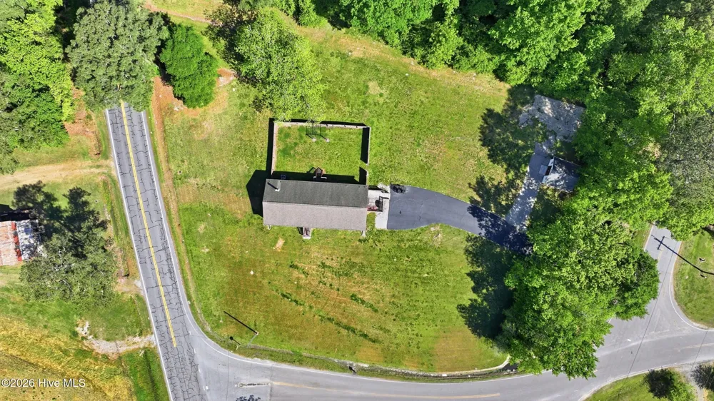 20 Corapeake Road Corapeake, NC 27926
