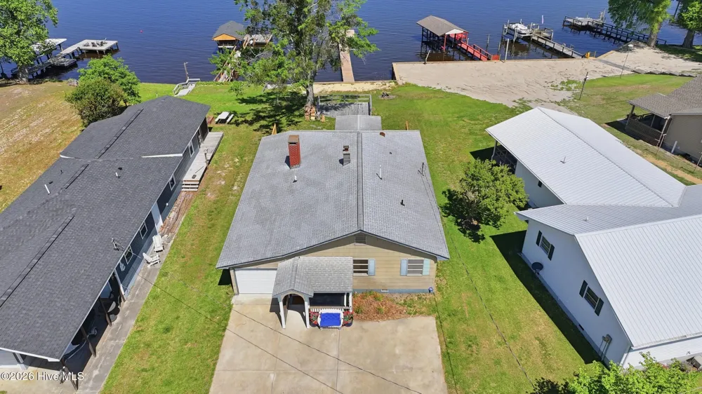 20 Corapeake Road Corapeake, NC 27926
