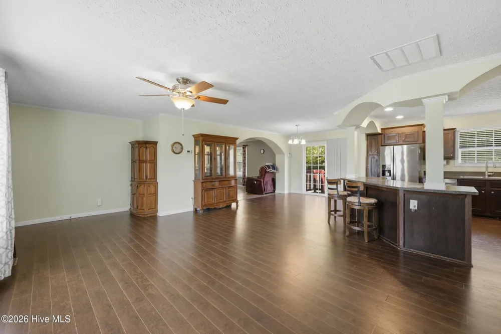 20 Corapeake Road Corapeake, NC 27926