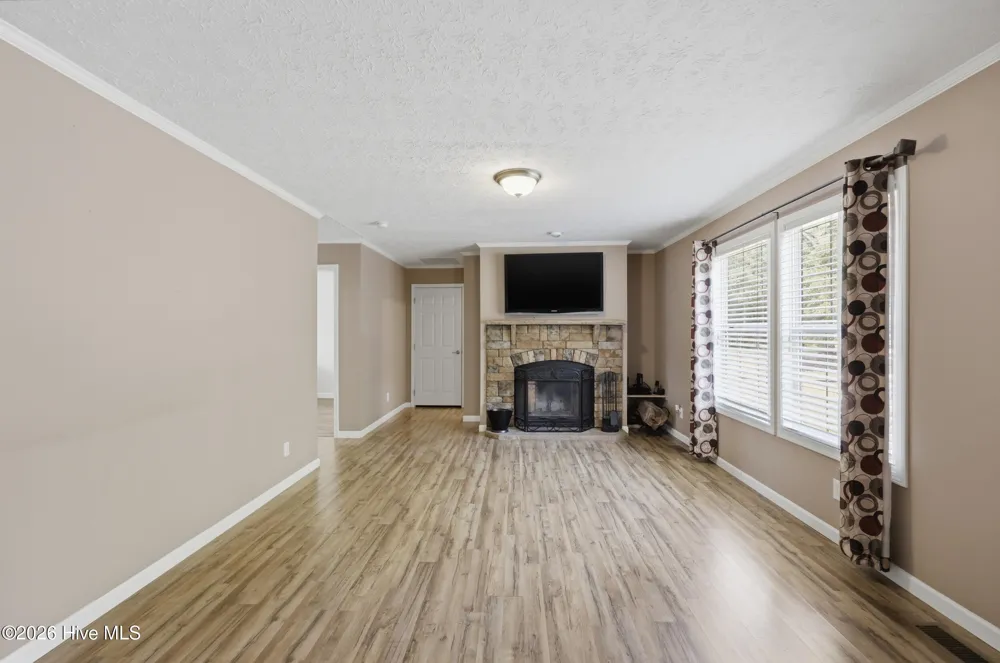 20 Corapeake Road Corapeake, NC 27926