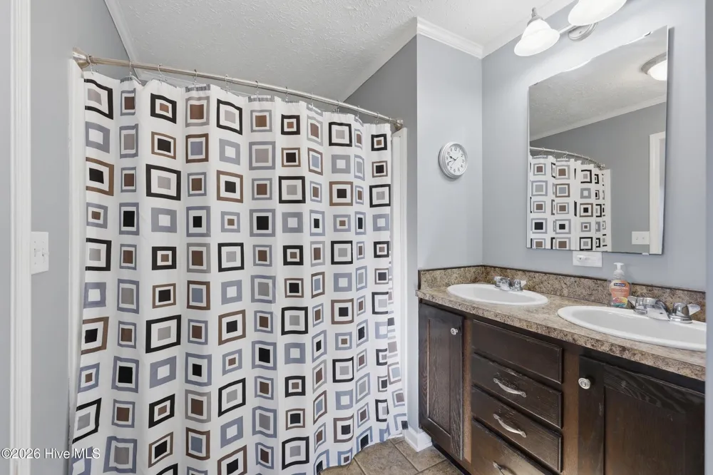 20 Corapeake Road Corapeake, NC 27926