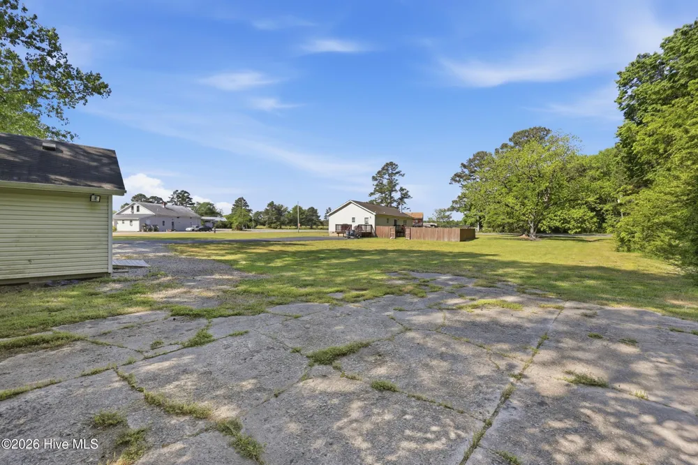 20 Corapeake Road Corapeake, NC 27926