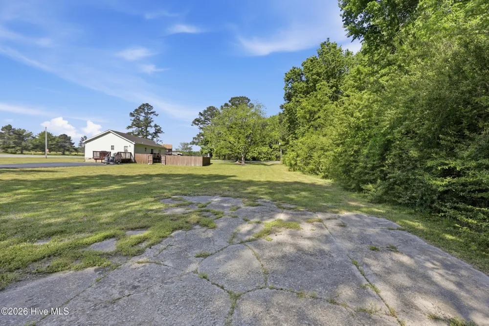 20 Corapeake Road Corapeake, NC 27926