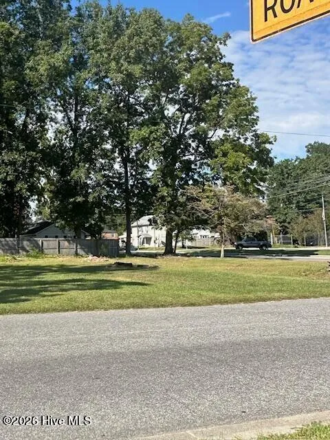 112 Lee Street Whiteville, NC 28472