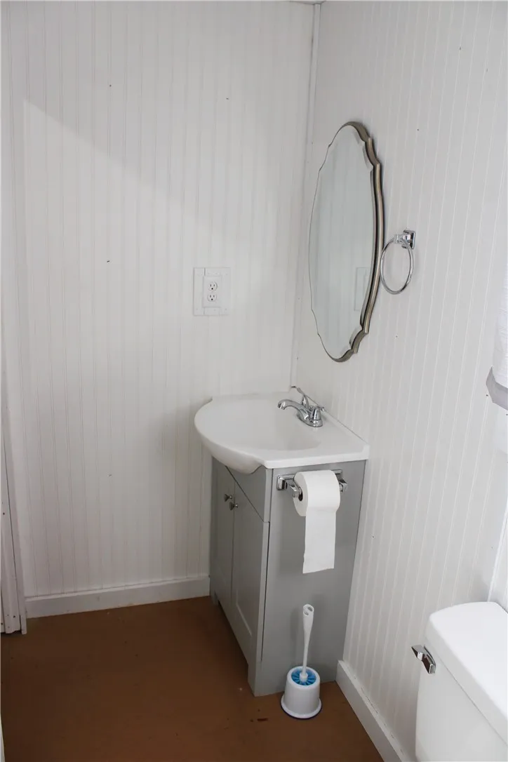 455 S Tony De La Rosa Street Sarita, TX 78385