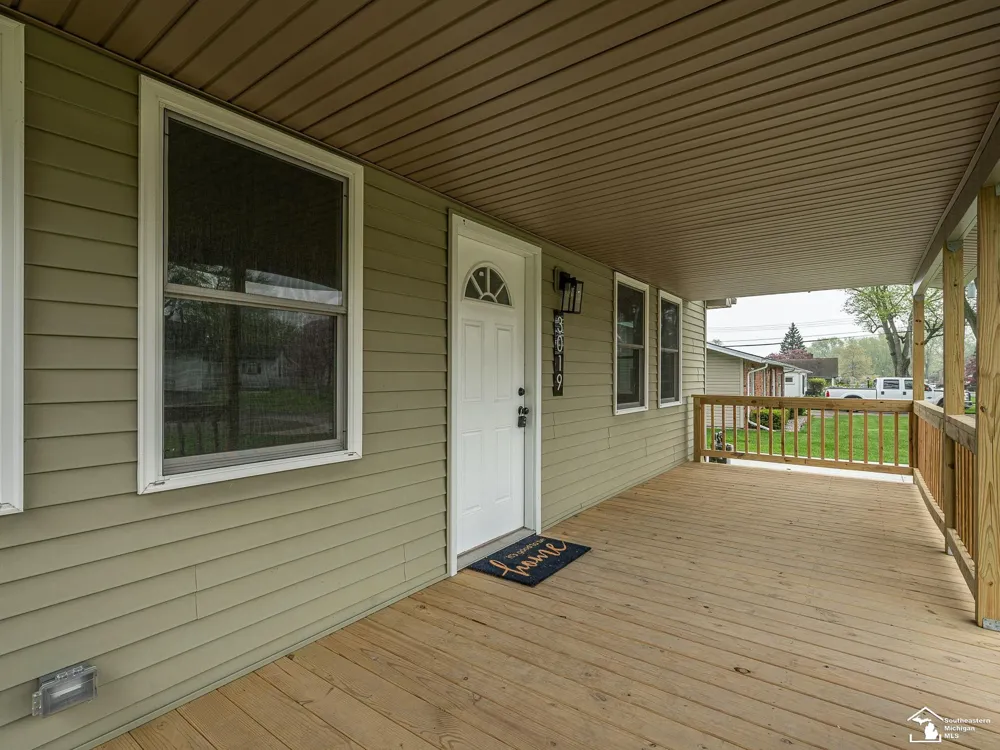 3019 8th Street Frenchtown Township, MI 48162