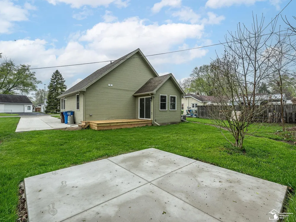 3019 8th Street Frenchtown Township, MI 48162