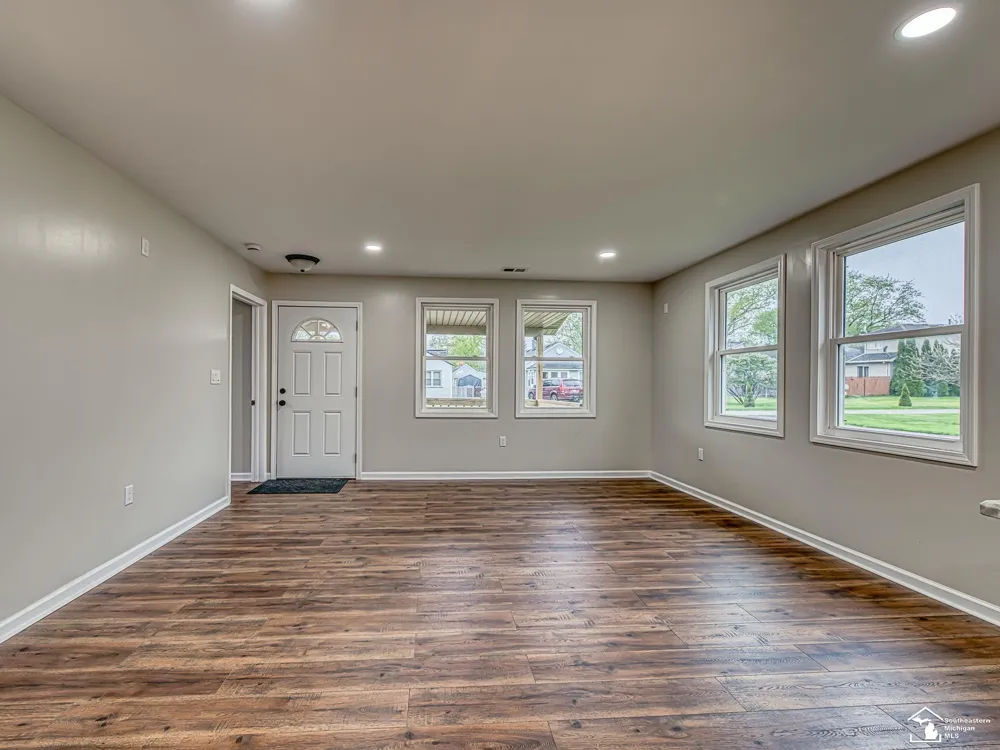 3019 8th Street Frenchtown Township, MI 48162