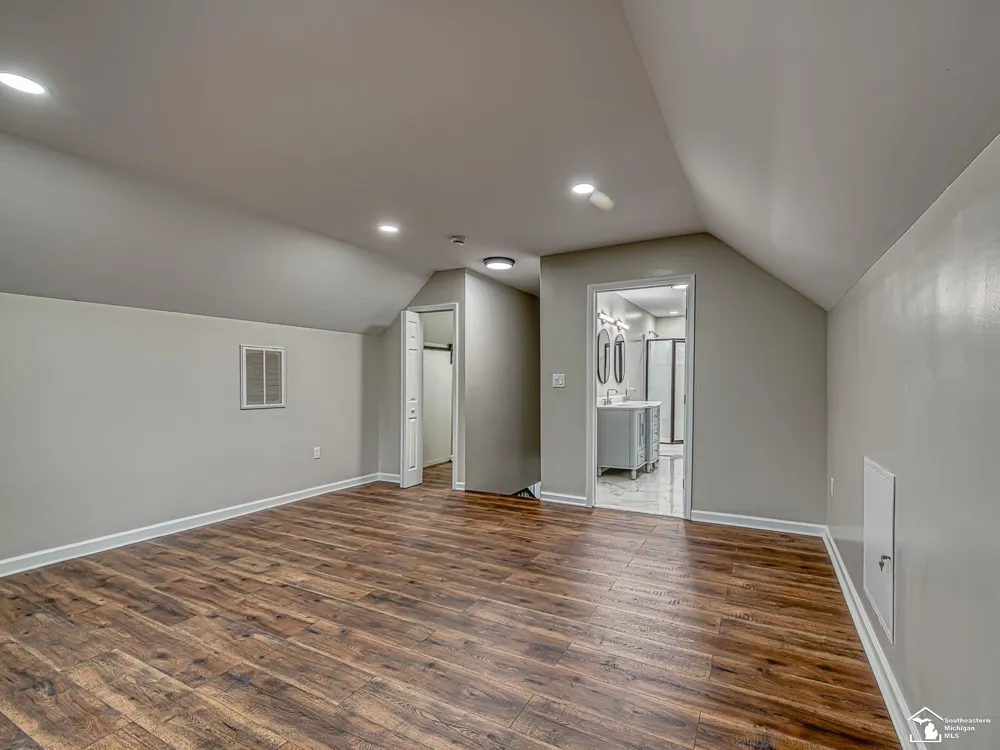 3019 8th Street Frenchtown Township, MI 48162