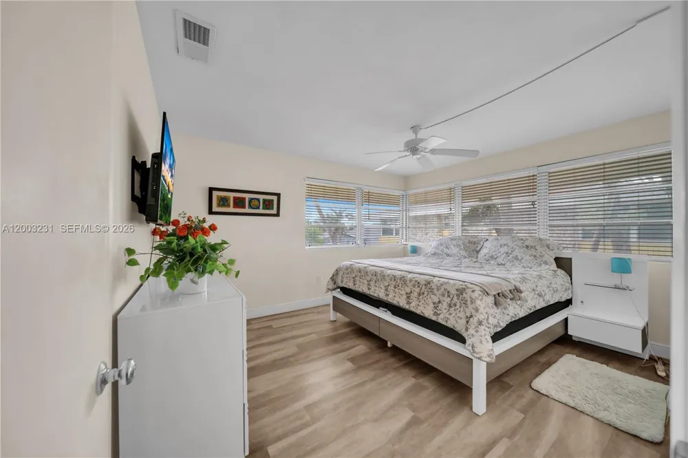 4613 SE 5th street #210 Cape Coral, FL 33904