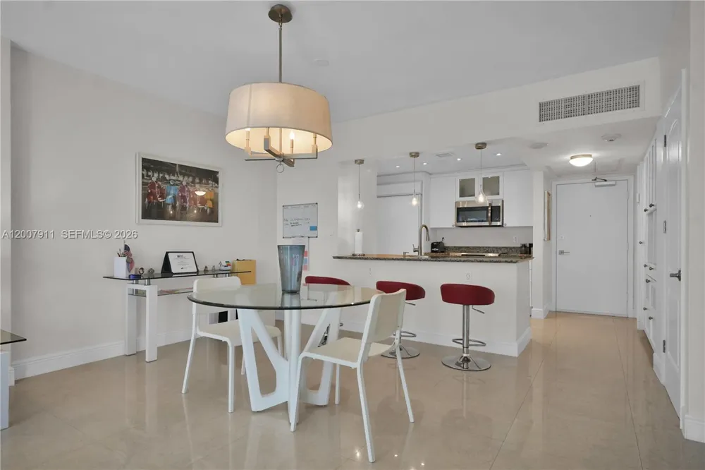 10275 Collins Ave #315 Bal Harbour, FL 33154