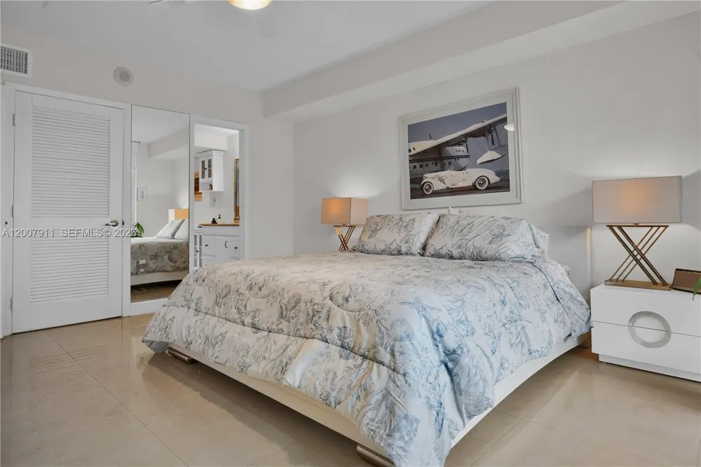 10275 Collins Ave #315 Bal Harbour, FL 33154