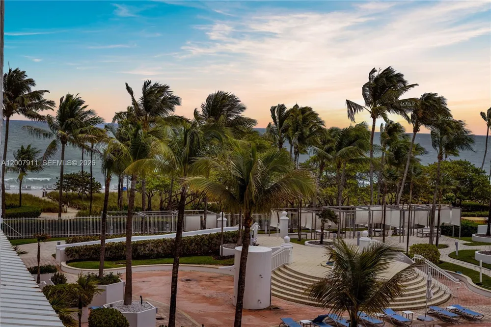 10275 Collins Ave #315 Bal Harbour, FL 33154