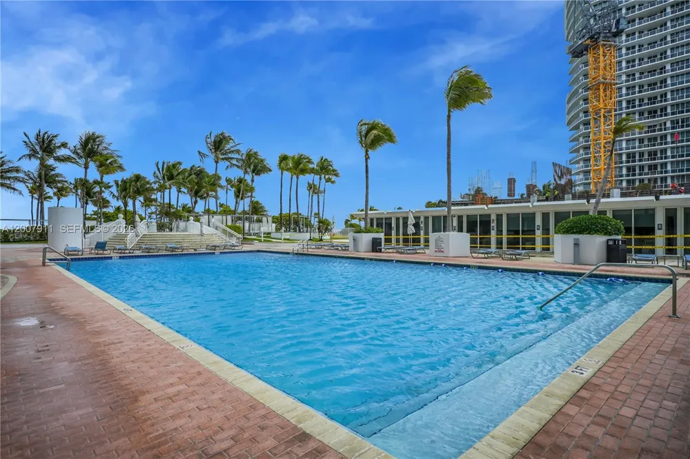 10275 Collins Ave #315 Bal Harbour, FL 33154
