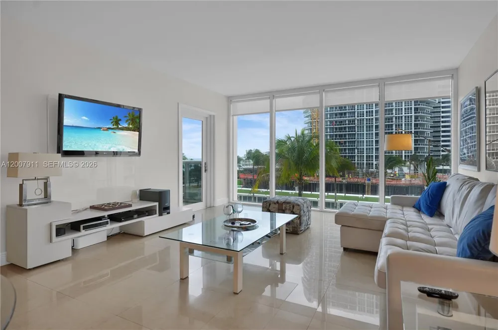 10275 Collins Ave #315 Bal Harbour, FL 33154