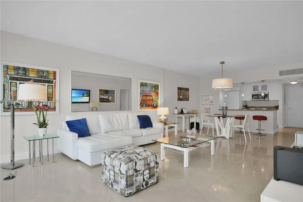 10275 Collins Ave #315 Bal Harbour, FL 33154