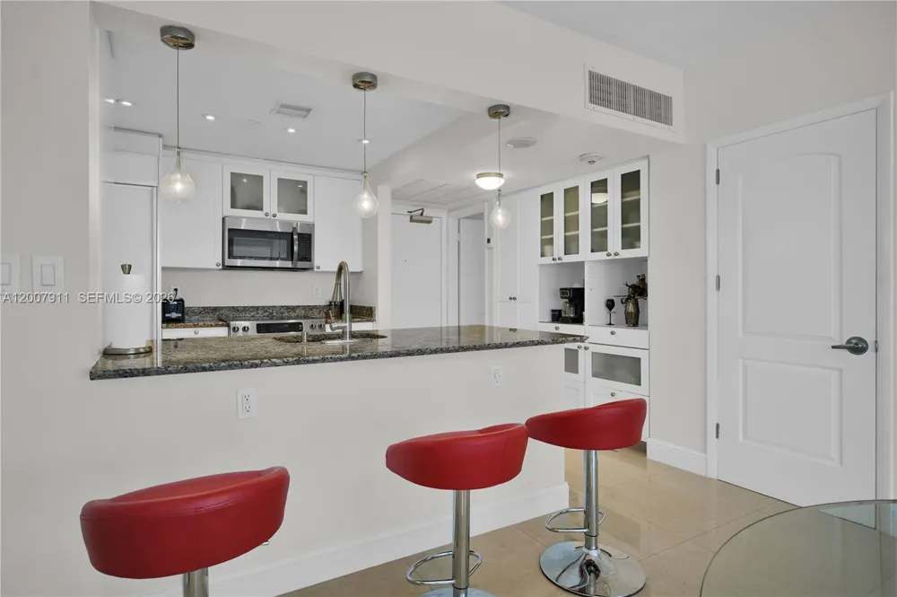 10275 Collins Ave #315 Bal Harbour, FL 33154