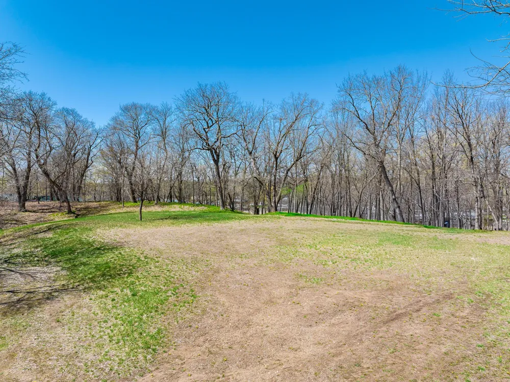 10405 Nevens Avenue NW South Haven, MN 55382