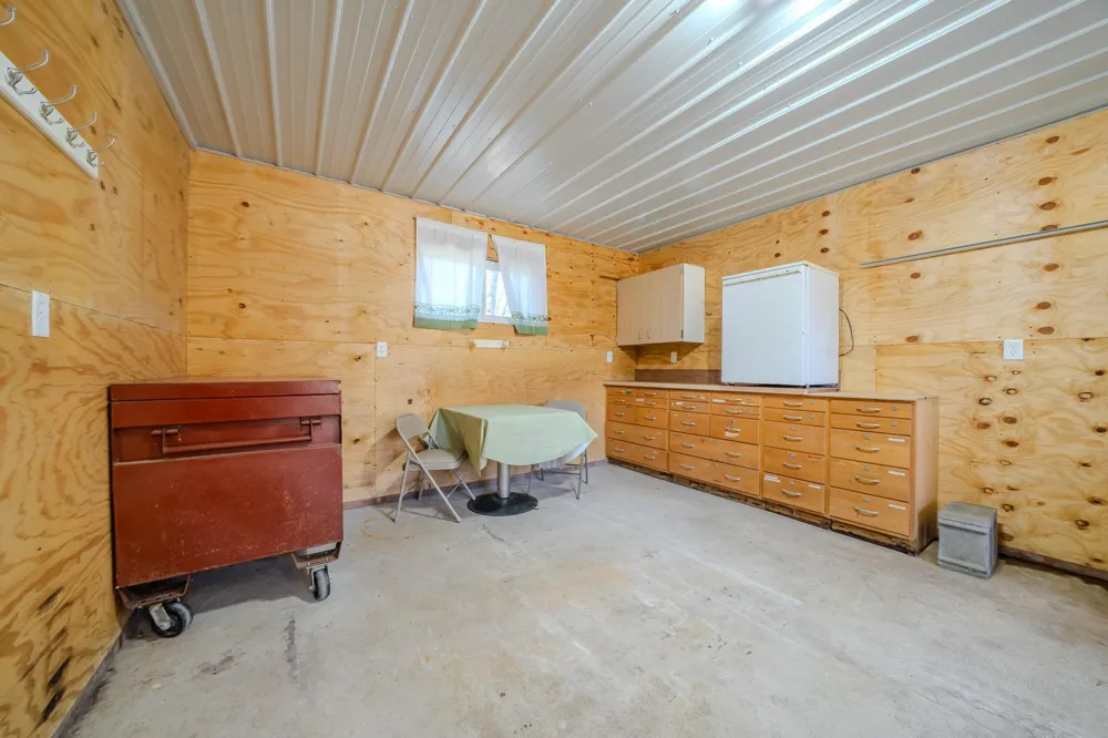 10405 Nevens Avenue NW South Haven, MN 55382