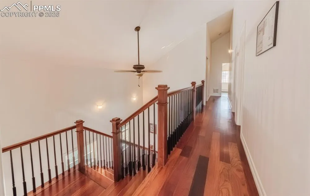 13 Oak Place Manitou Springs, CO 80829