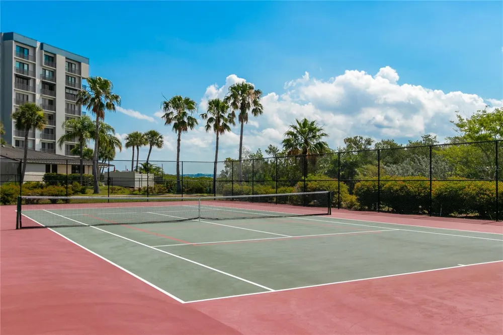 1301 GULF BOULEVARD #101 Clearwater Beach, FL 33767