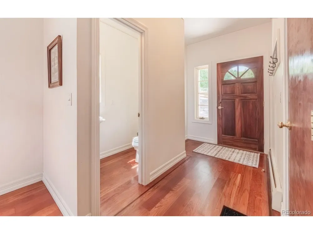 13 Oak Place Manitou Springs, CO 80829