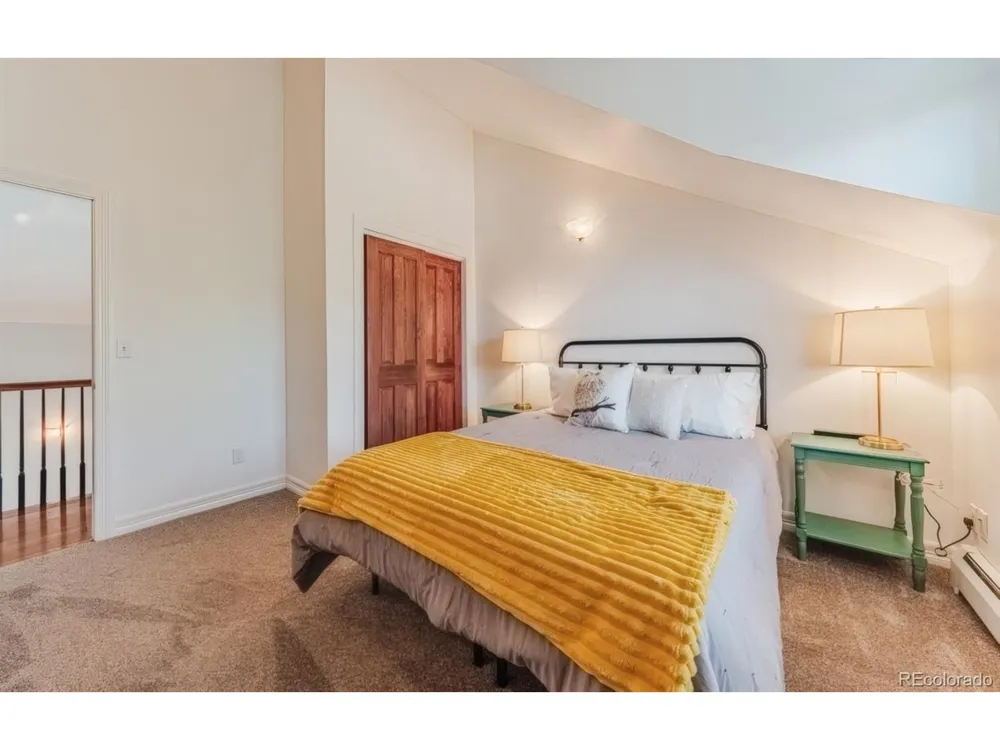 13 Oak Place Manitou Springs, CO 80829