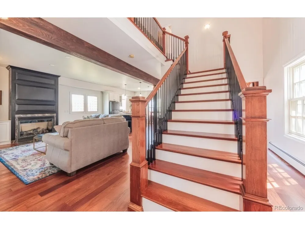 13 Oak Place Manitou Springs, CO 80829
