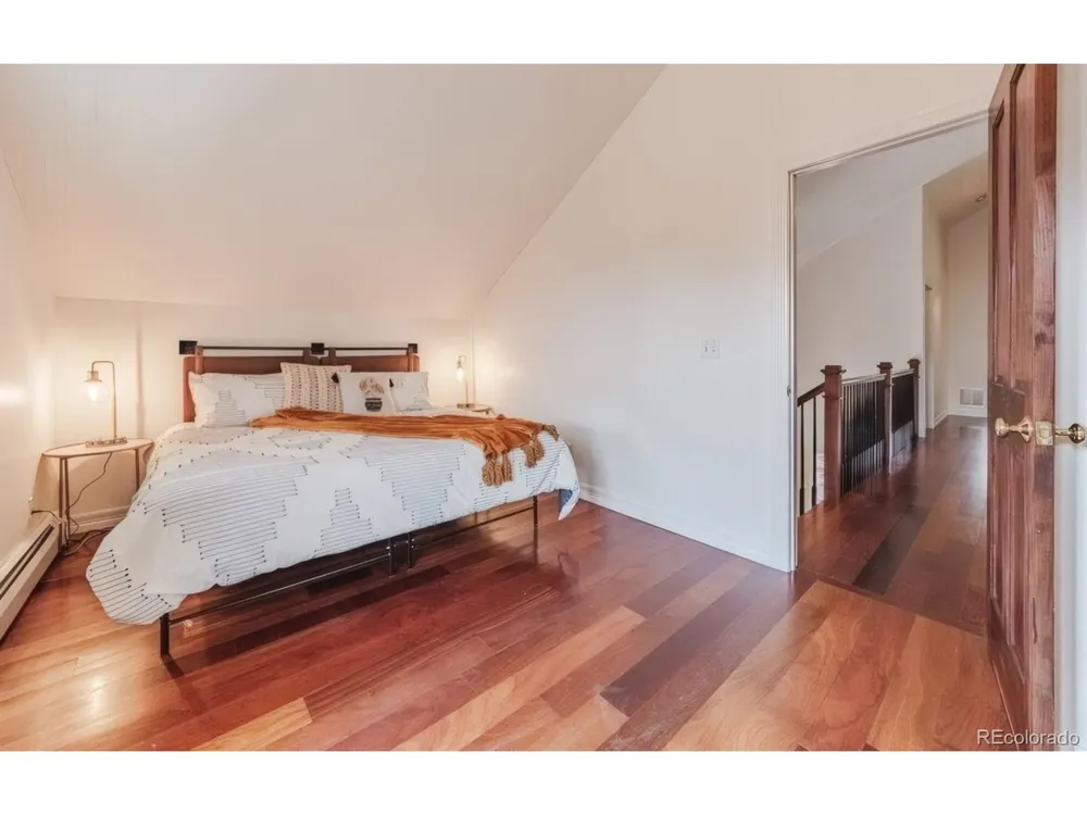 13 Oak Place Manitou Springs, CO 80829