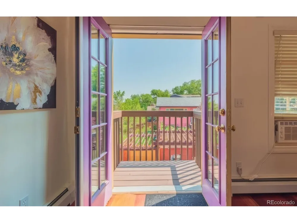 13 Oak Place Manitou Springs, CO 80829