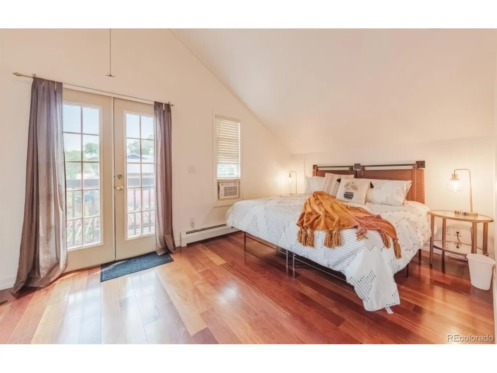 13 Oak Place Manitou Springs, CO 80829