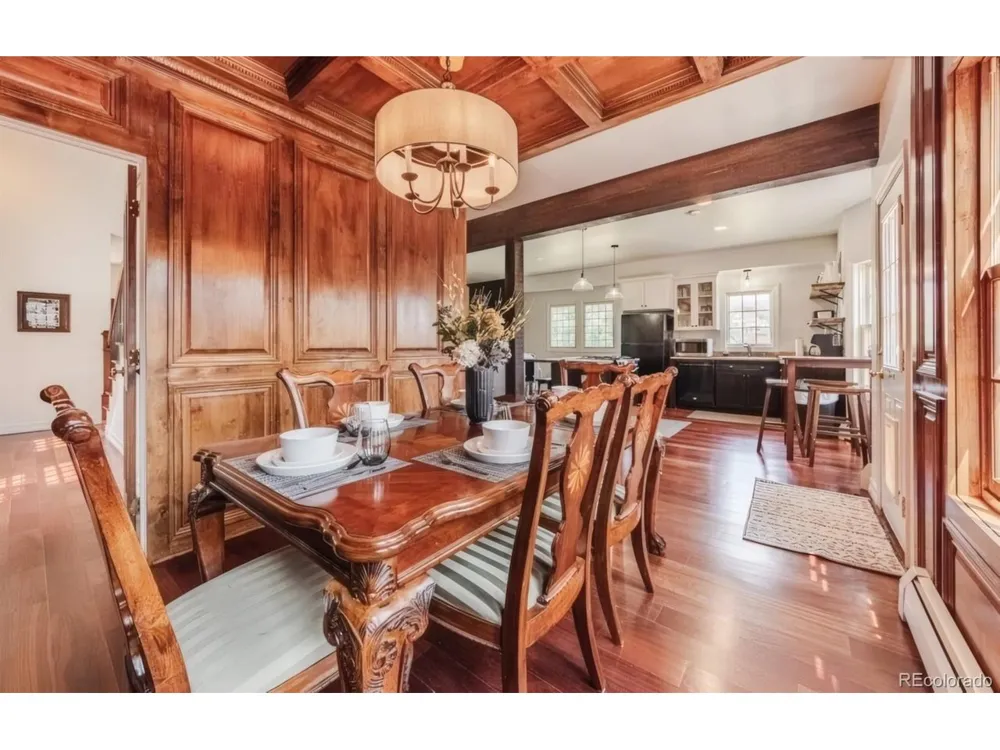 13 Oak Place Manitou Springs, CO 80829