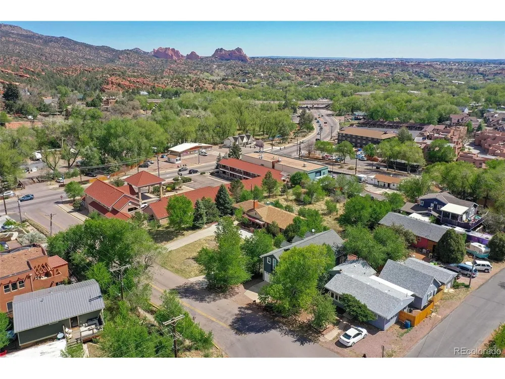 13 Oak Place Manitou Springs, CO 80829