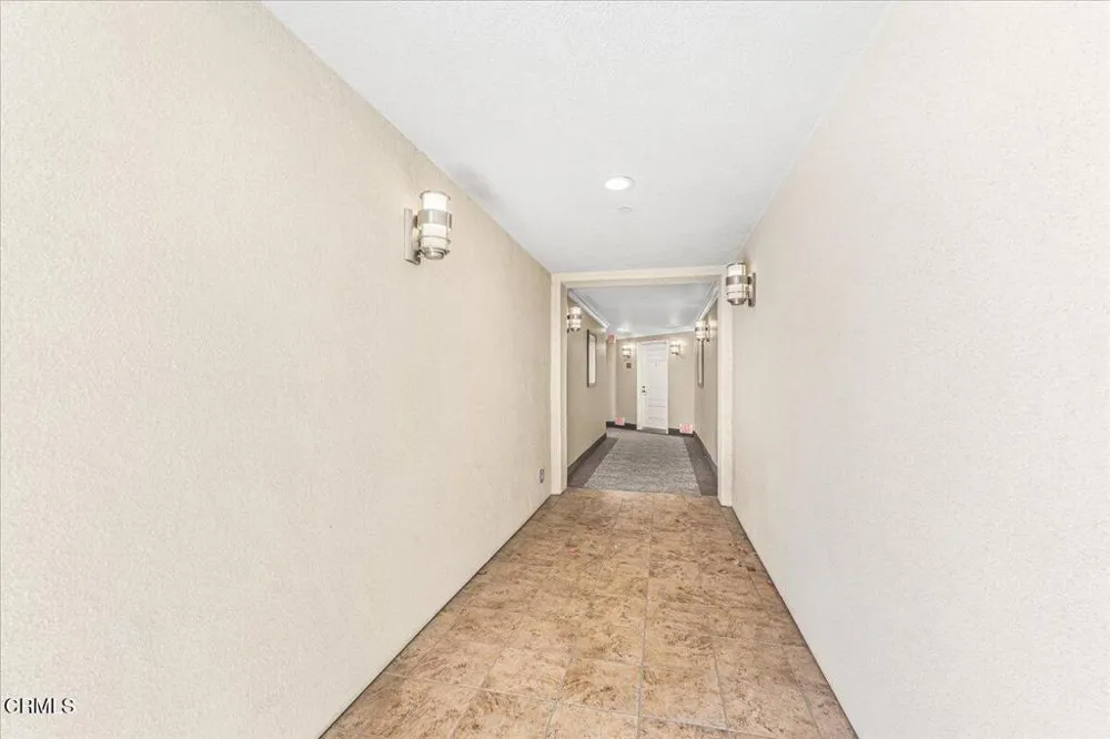 4340 Tradewinds Drive Oxnard, CA 93035