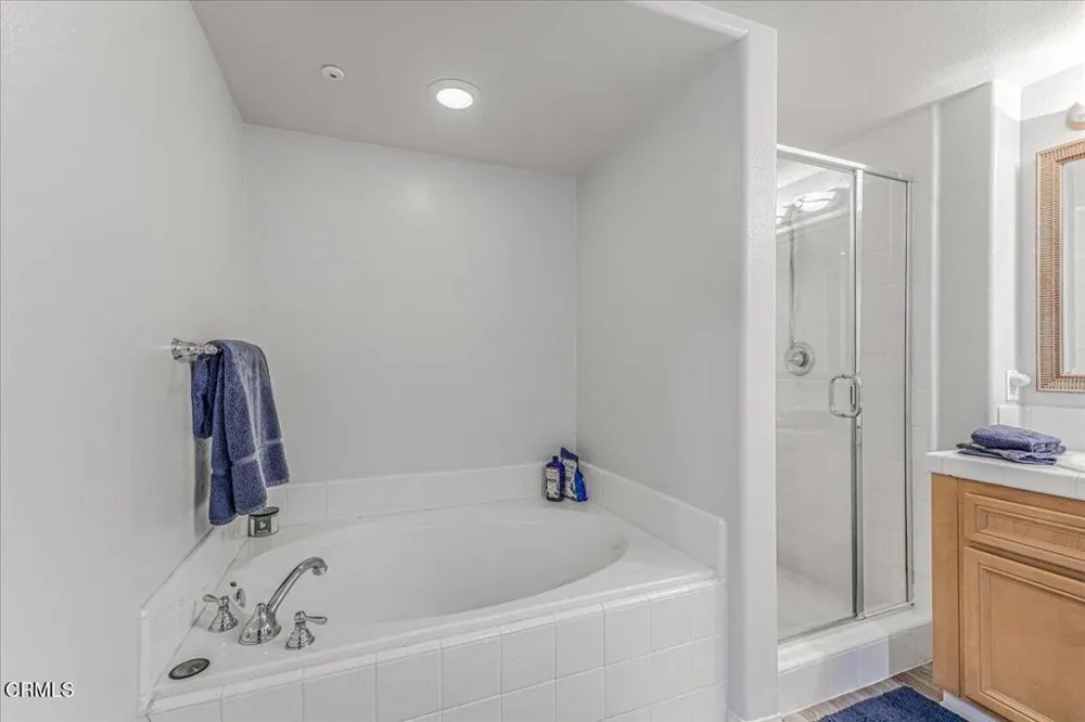 4340 Tradewinds Drive Oxnard, CA 93035