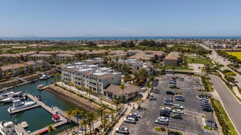 4340 Tradewinds Drive Oxnard, CA 93035