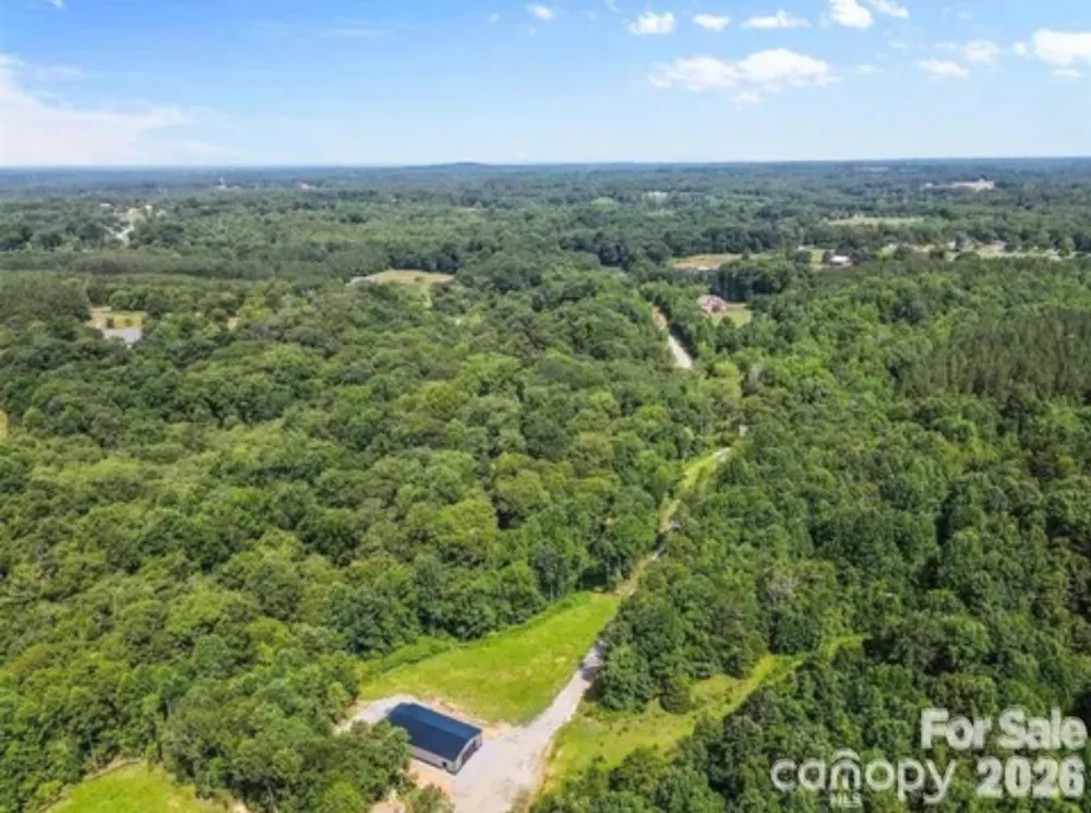 1371 Alexis High Shoals Road Dallas, NC 28034