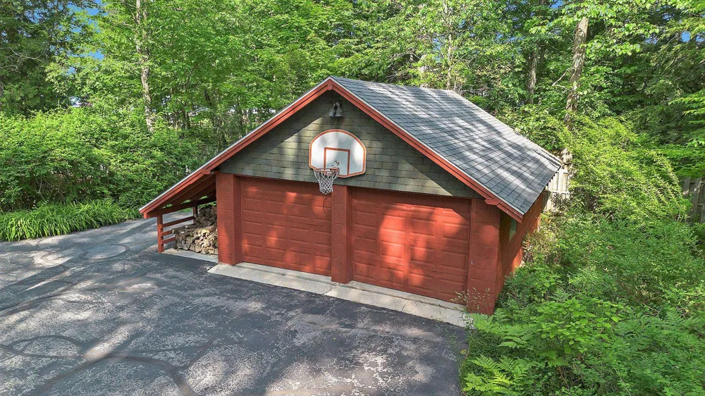 7822 W Welch Road Empire Township, MI 49630