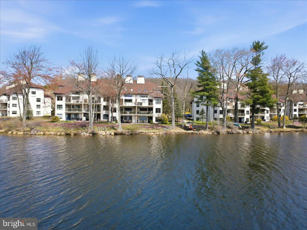 45 MIDLAKE #101G Lake Harmony, PA 18624