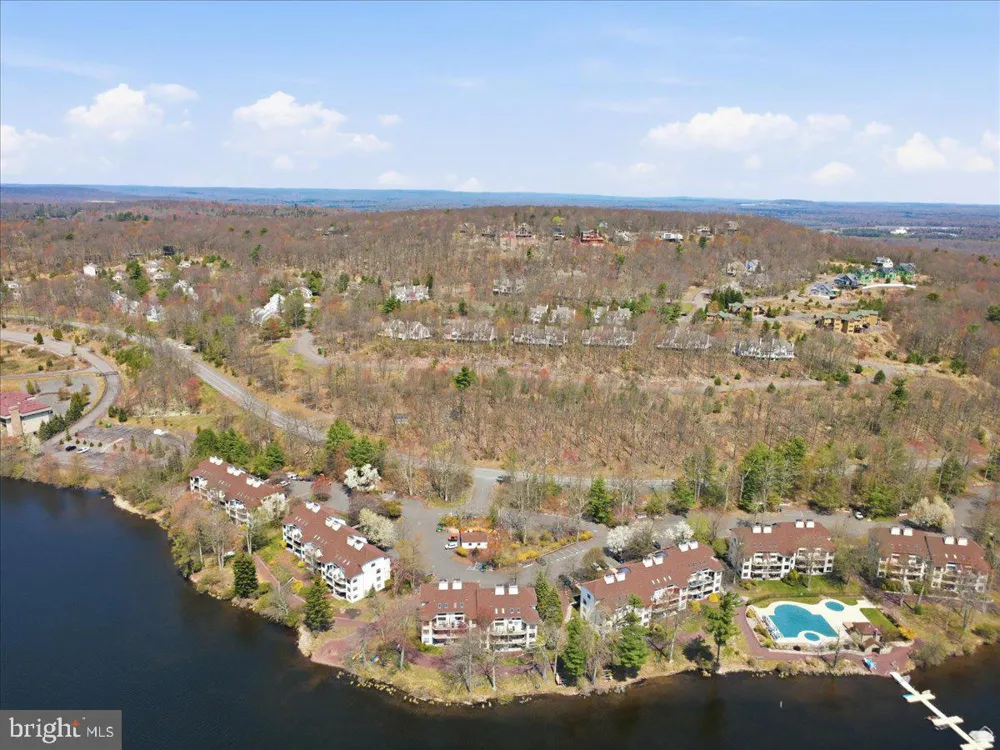 45 MIDLAKE #101G Lake Harmony, PA 18624
